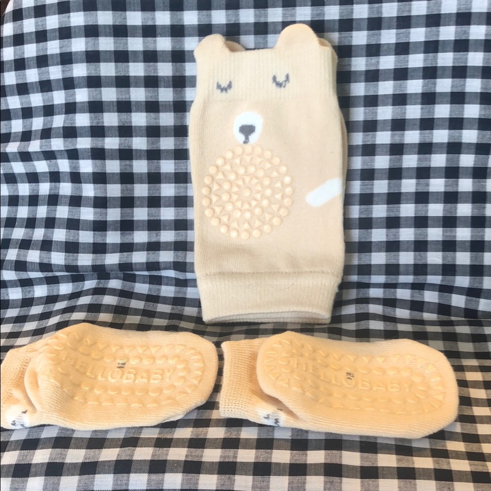 Hello Baby Cream Socks with Grips